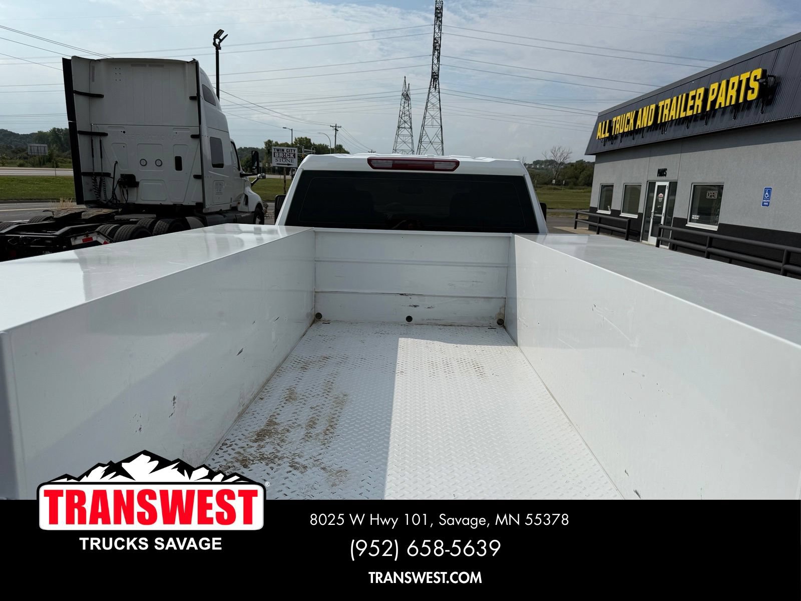 Used 2025 Chevrolet Silverado 3500 W/T AWD/4WD image 11