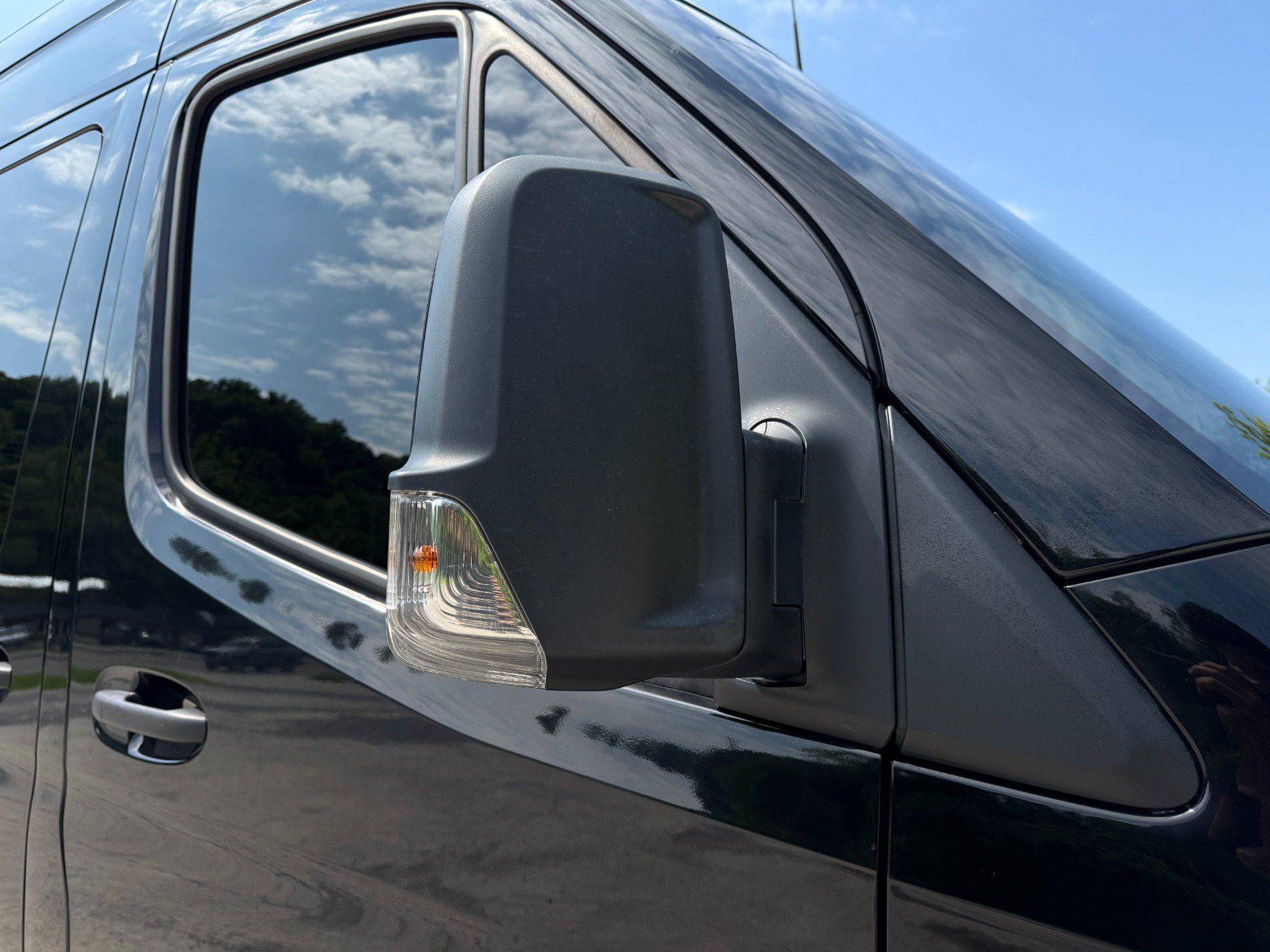 Used 2022 Mercedes-Benz Sprinter 3500 image 56