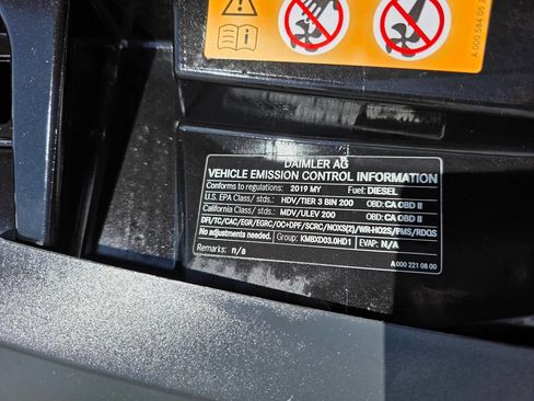 Used 2019 Mercedes-Benz Sprinter 144 w/ Driver Convenience Package image 24