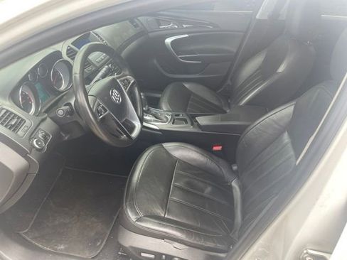 Used 2011 Buick Regal CXL w/ RL5 Preferred Equipment Group FWD image 3