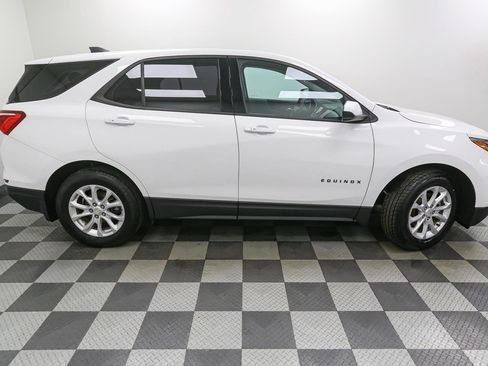 Used 2019 Chevrolet Equinox LS FWD image 7