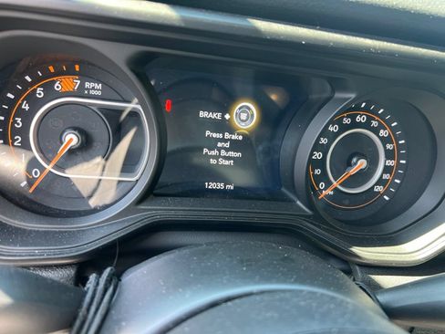 Used 2026 Jeep Wrangler Unlimited Sport AWD/4WD image 11