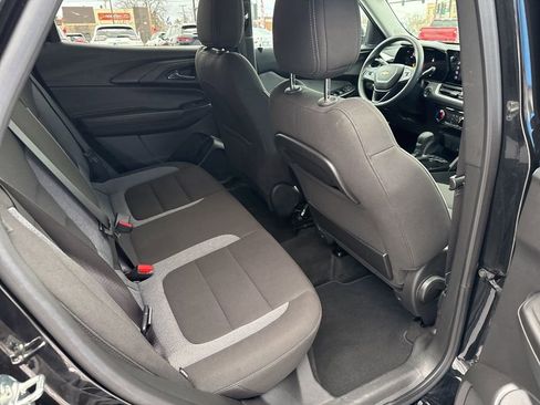 Used 2024 Chevrolet TrailBlazer LT image 33