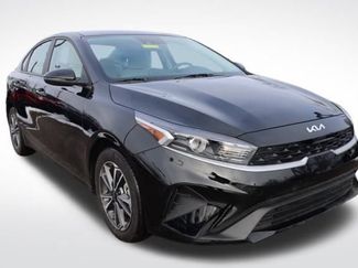 Certified 2023 Kia Forte LXS w/ LXS Technology Package video 2