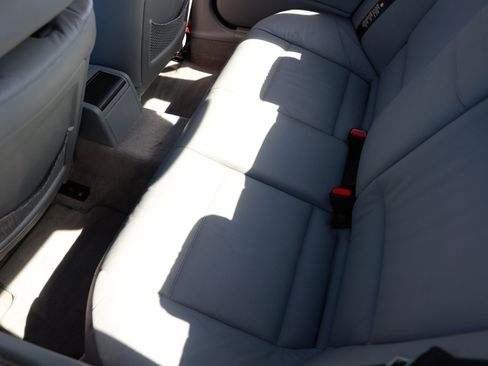 Used 1999 BMW 323i Sedan image 10