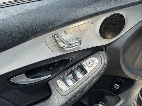 Used 2021 Mercedes-Benz C 300 Sedan w/ AMG Line image 30