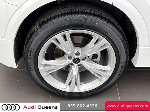 Certified 2023 Audi Q8 Premium w/ Convenience Package AWD/4WD image 7