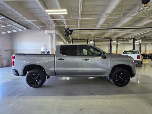 Used 2023 Chevrolet Silverado 1500 LT Trail Boss w/ LT Trail Boss Premium Package AWD/4WD image 8