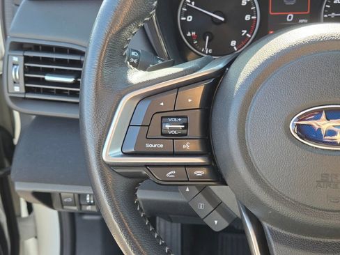 Used 2021 Subaru Outback Premium image 11