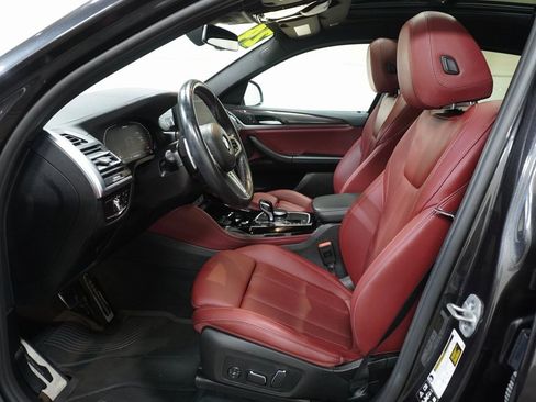 Used 2024 BMW X4 M40i w/ Premium Package image 11