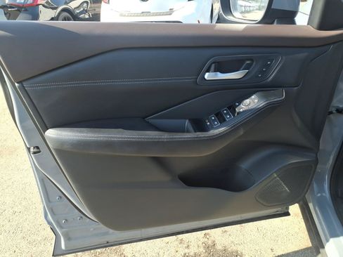 Certified 2023 Nissan Rogue SL w/ SL Premium Package FWD image 15