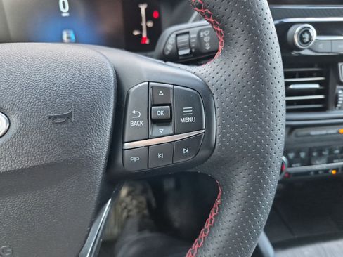 Certified 2025 Ford Escape ST-Line Elite image 27