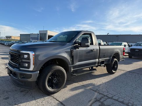 New 2025 Ford F350 XL w/ STX Appearance Package AWD/4WD image 4