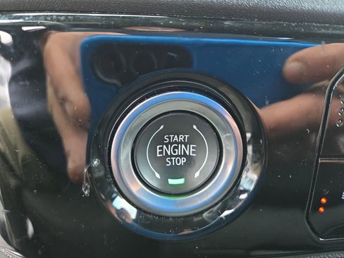 Used 2024 GMC Sierra 1500 Elevation image 19