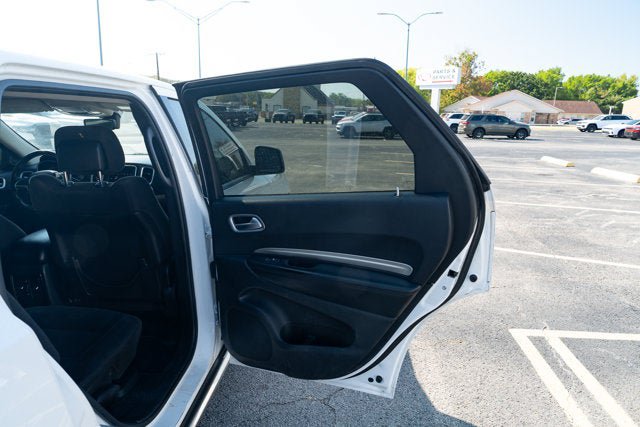 Used 2020 Dodge Durango SXT w/ 3rd Row Seating Group RWD image 14