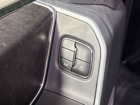 Used 2023 Ford F150 Lariat w/ Equipment Group 502A High image 17