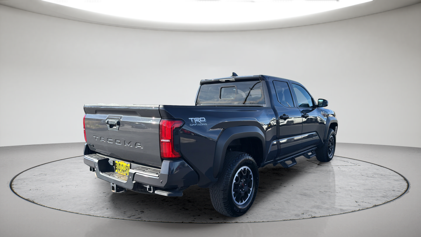 Used 2024 Toyota Tacoma TRD Off-Road w/ TRD Off Road Upgrade Package AWD/4WD image 5