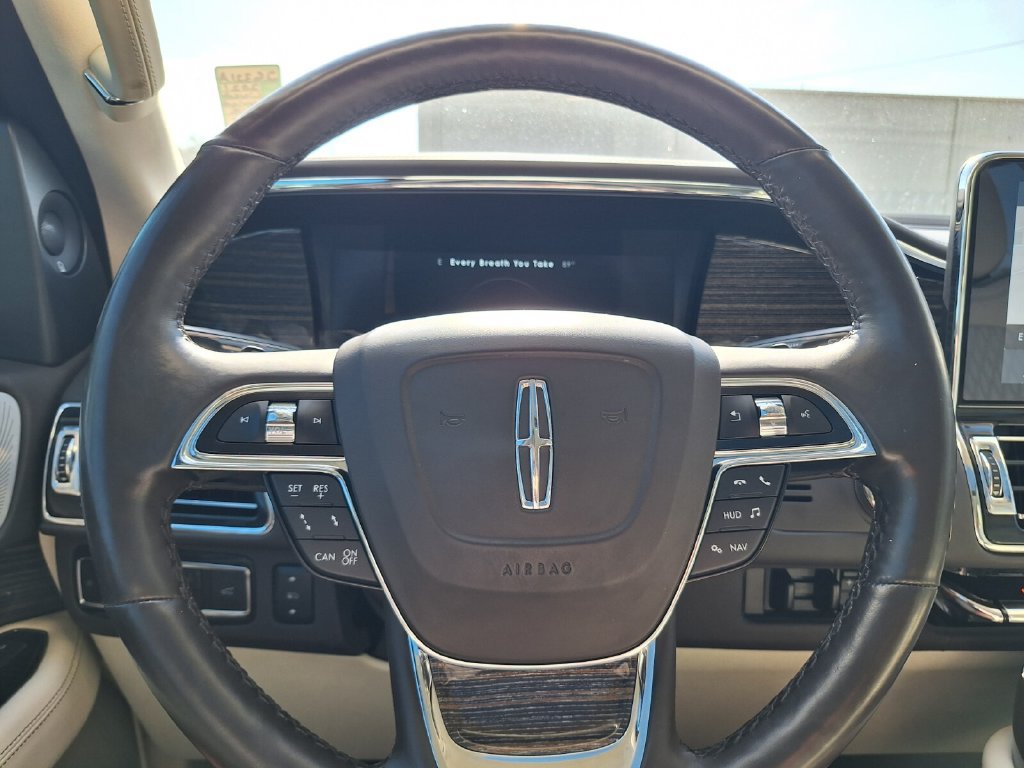 Used 2021 Lincoln Navigator L Black Label w/ Cargo Convenience Package AWD/4WD image 21