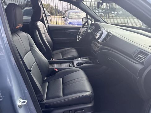 Used 2023 Honda Passport TrailSport image 13