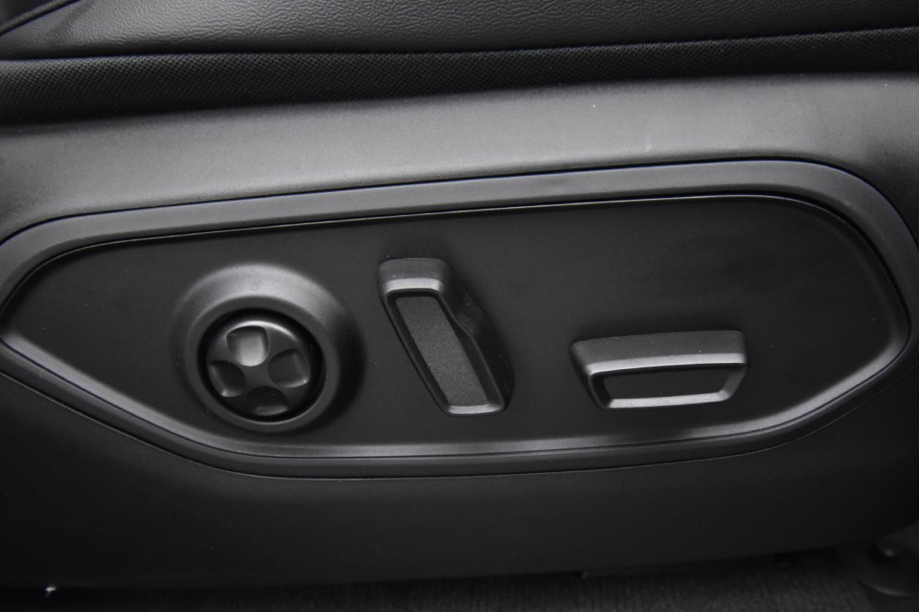 New 2027 Jeep Grand Cherokee Limited AWD/4WD image 19