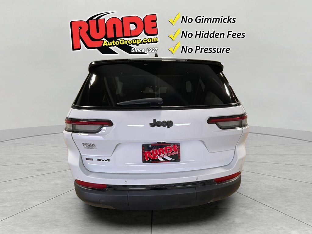 Used 2021 Jeep Grand Cherokee L Laredo AWD/4WD image 5