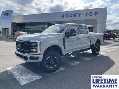 New 2025 Ford F250 XLT w/ Black Appearance Package