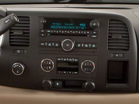 Used 2013 GMC Sierra 1500 SLE w/ Power Tech Package image 13