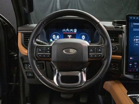 Used 2024 Ford Expedition Max Platinum AWD/4WD image 26