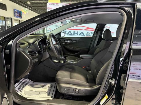Used 2025 Chevrolet Malibu LT FWD image 13