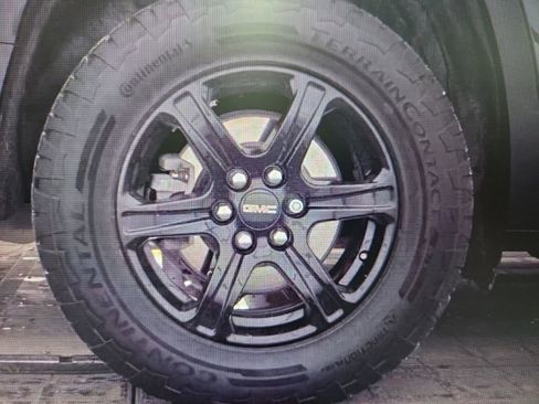 Used 2022 GMC Acadia AT4 w/ GMC Pro Grade Package image 16