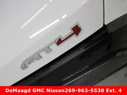 New 2026 GMC Terrain AT4 image 12