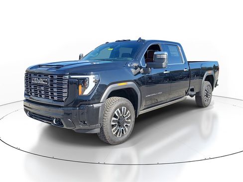 New 2025 GMC Sierra 3500 Denali Ultimate image 2