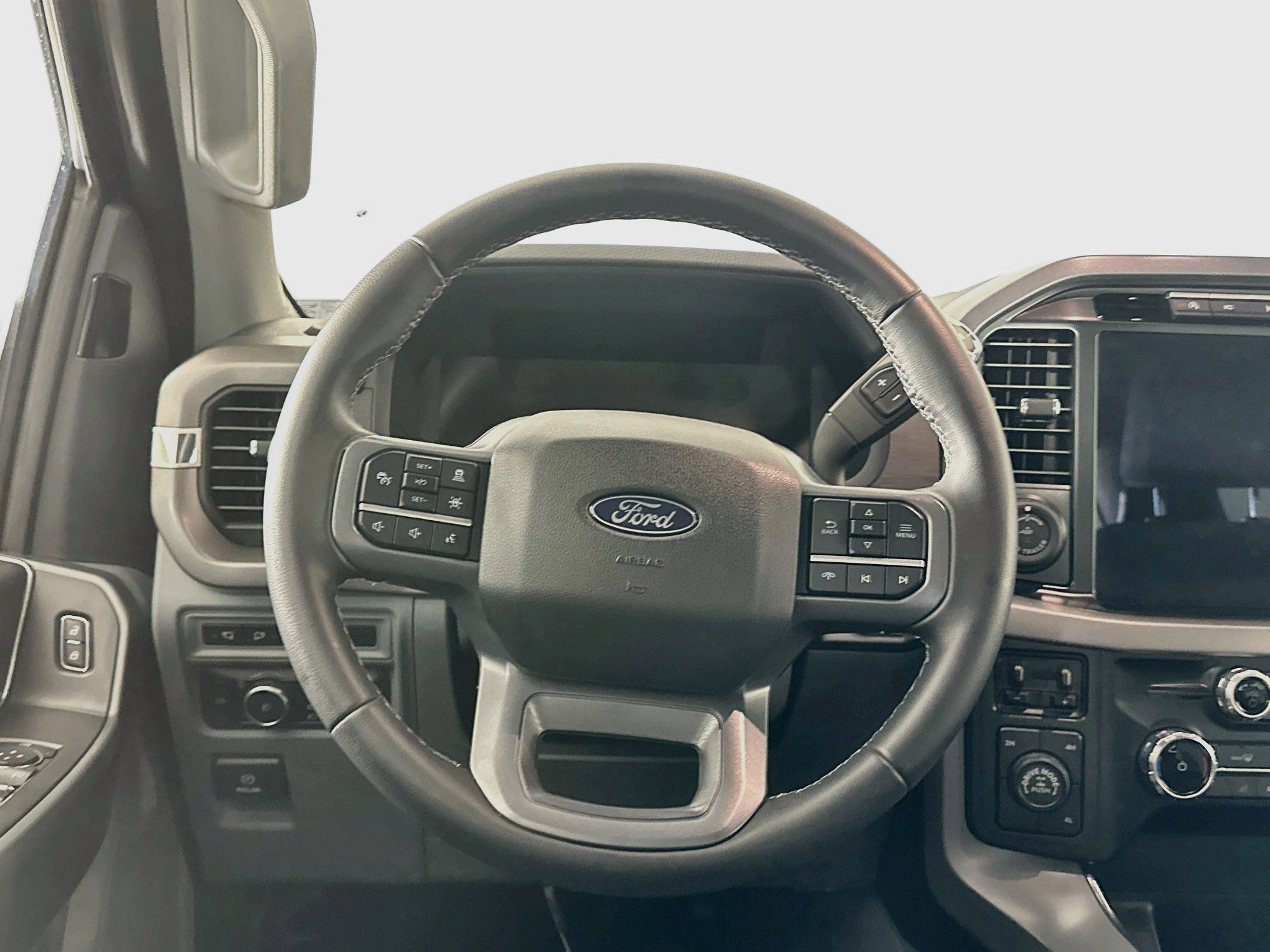 Used 2024 Ford F150 XLT w/ Equipment Group 302A MID AWD/4WD image 18