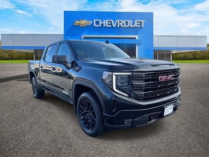 Used 2023 GMC Sierra 1500 Elevation