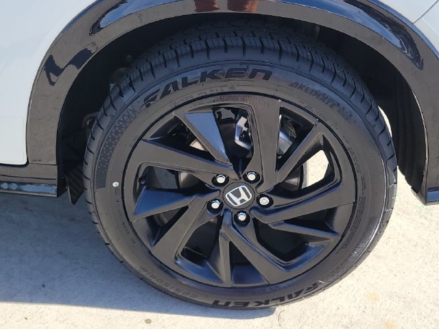Used 2022 Honda HR-V Sport image 14