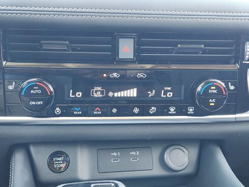 New 2026 Nissan Rogue Platinum AWD/4WD image 18