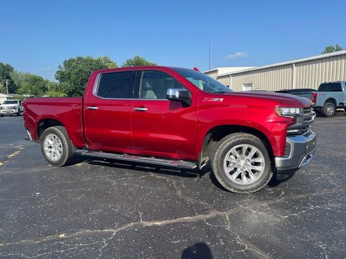 Used 2022 Chevrolet Silverado 1500 LTZ AWD/4WD image 2