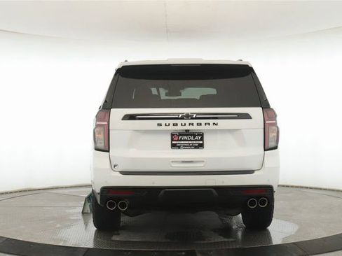 Used 2023 Chevrolet Suburban Z71 image 11