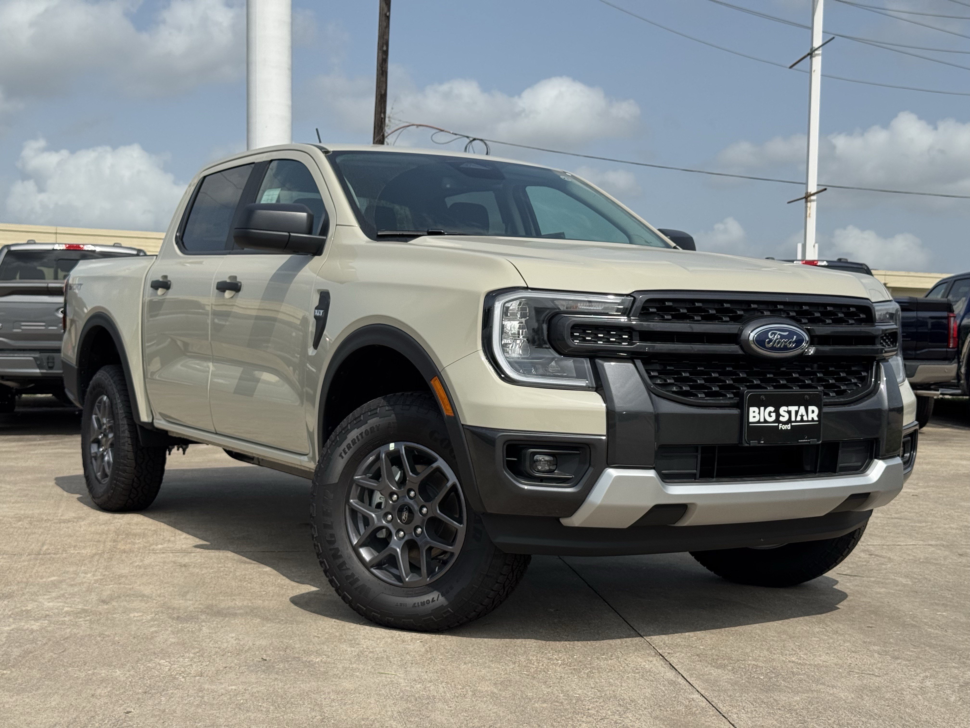 New 2026 Ford Ranger XLT w/ Convenience Package RWD image 2