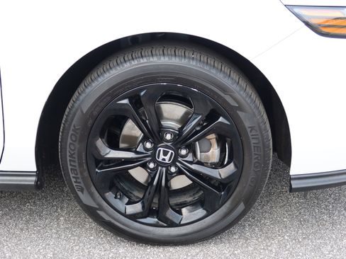 Certified 2025 Honda Accord SE image 10