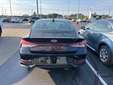 Used 2021 Hyundai Elantra SEL image 6