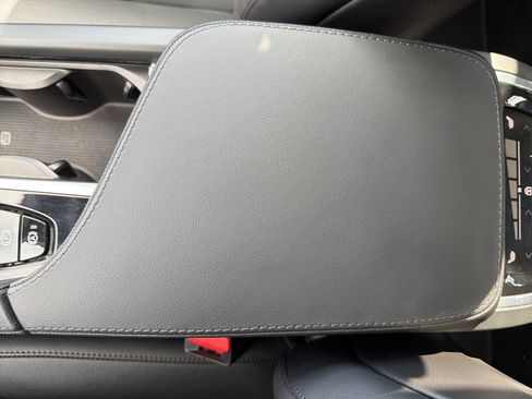 Used 2024 Volvo XC90 B5 Core w/ Protection Package Premier image 55