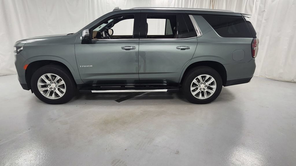 Used 2024 Chevrolet Tahoe Premier AWD/4WD image 6
