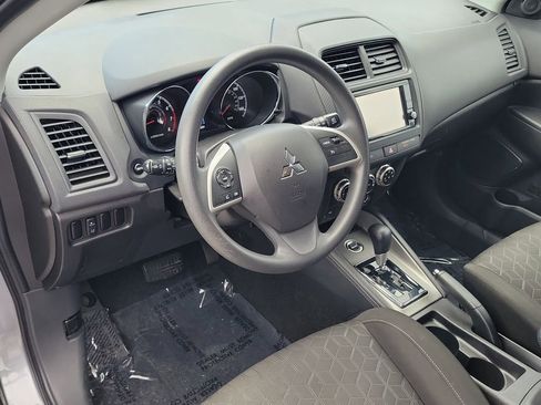 Used 2023 Mitsubishi Outlander Sport ES AWD/4WD image 13