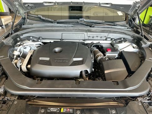 Used 2019 Volvo XC60 T6 Inscription w/ Protection Package Premier AWD/4WD image 36