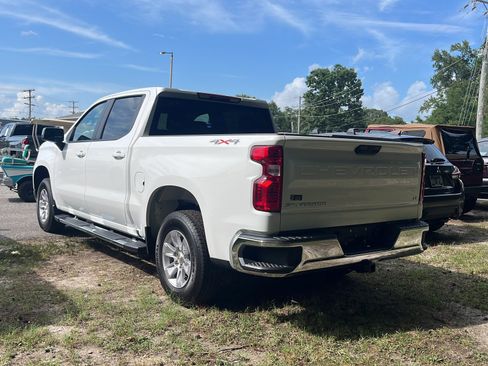Used 2026 Chevrolet Silverado 1500 LT AWD/4WD image 2