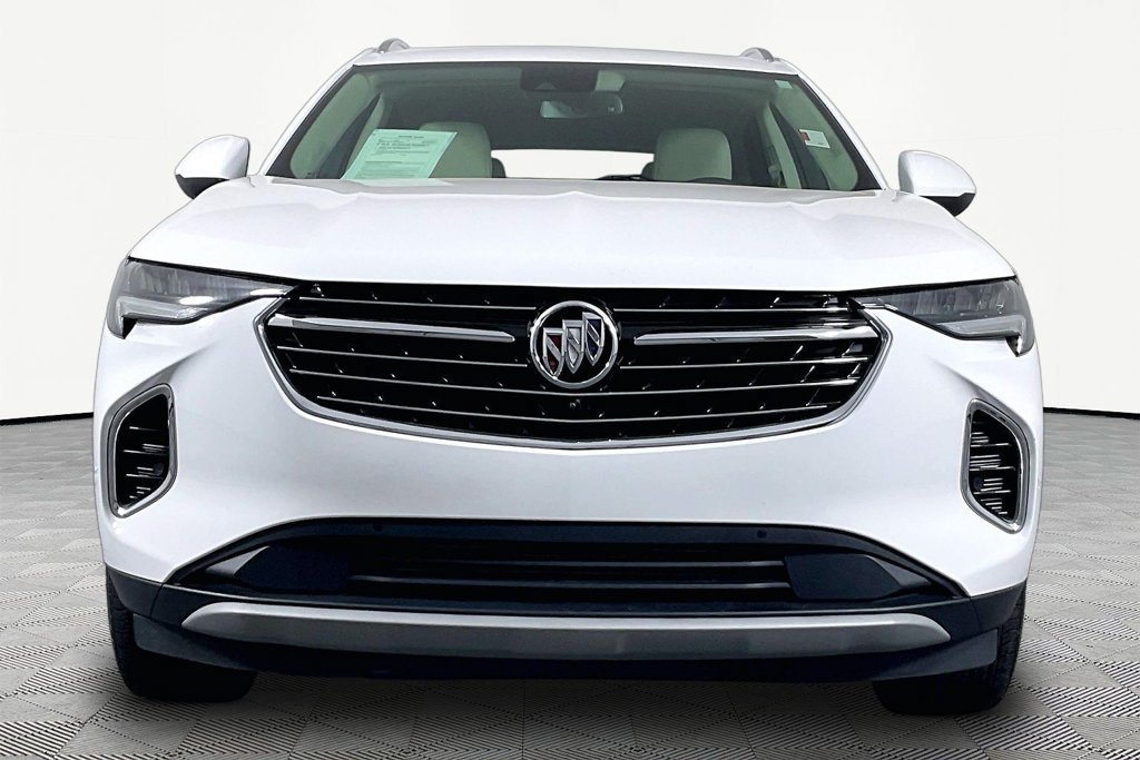 Certified 2022 Buick Envision Essence w/ Technology Package I FWD image 2