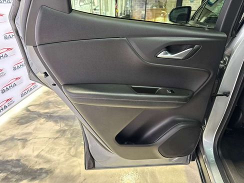 Used 2025 Chevrolet Blazer LT AWD/4WD image 42
