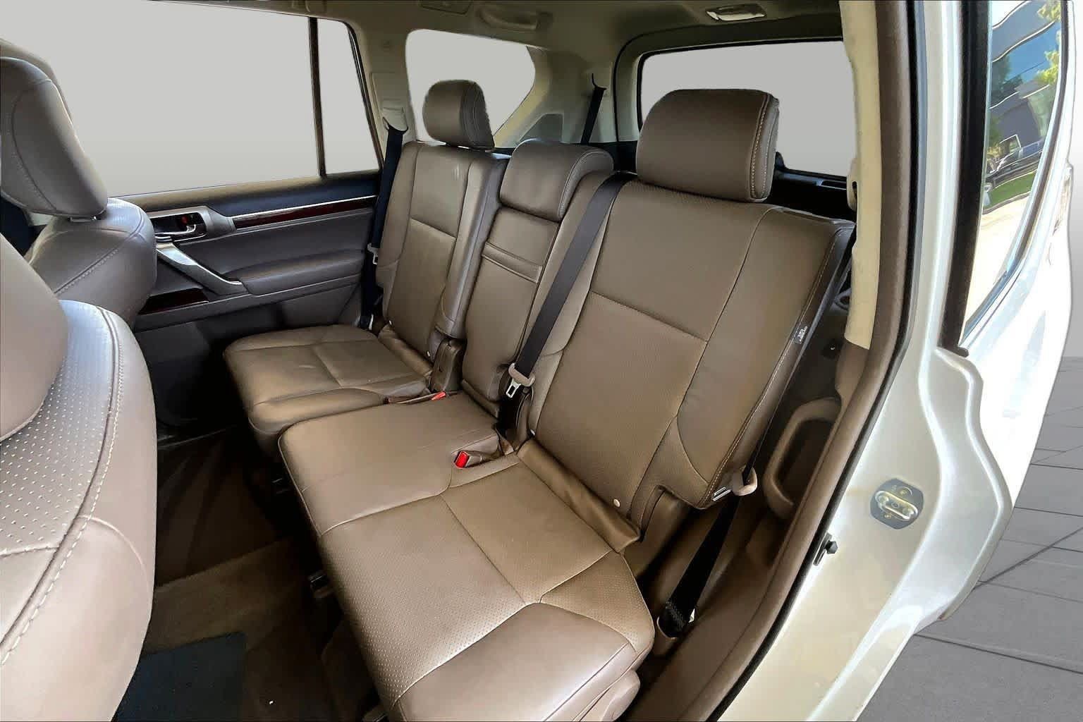 Used 2019 Lexus GX 460 Luxury AWD/4WD image 18
