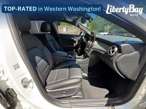 Used 2019 Mercedes-Benz GLA 250 4MATIC image 22